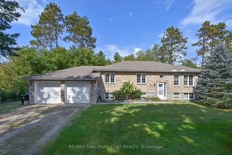 8338 Main St, Adjala-Tosorontio, ON L0M 1M0