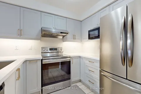 2030 Bur Oak Ave, Markham, ON L6E 1X6