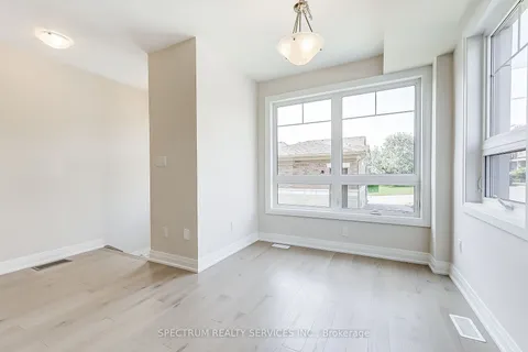 40 Lindcrest Manr, Markham, ON