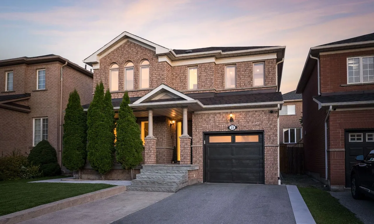 23 Redfinch Cres, Vaughan, ON L4H 2C5