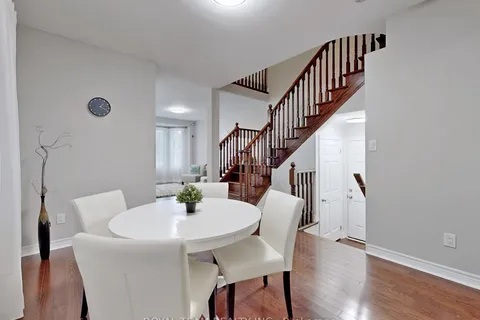 4 Church View Ave, Markham, ON L6C 0L6