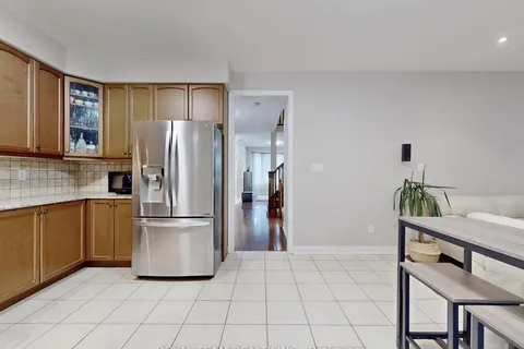 4 Church View Ave, Markham, ON L6C 0L6