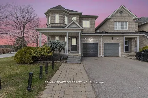 54 Walkview Cres, Richmond Hill, ON L4E 4H6