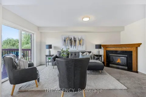 1230 Lowrie St, Innisfil, ON L9S 0E5