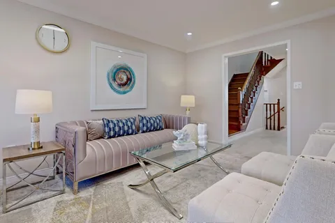 234 Gas Lamp Lane, Markham, ON L6B 1L7