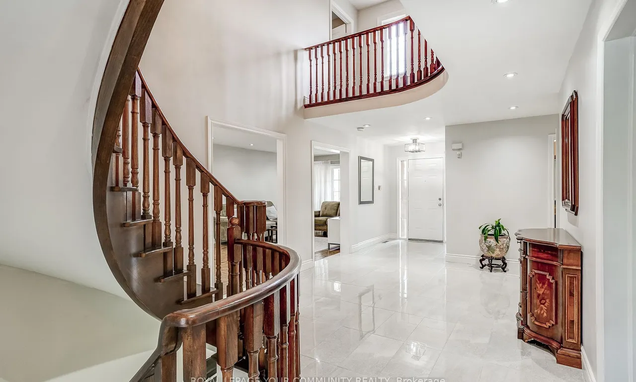 155 Mapes Ave, Vaughan, ON L4L 8R9