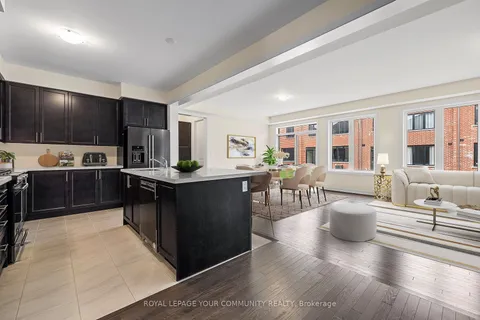 96 Weslock Cres, Aurora, ON L4G 7Y9