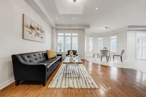 34 Wicker Dr, Richmond Hill, ON L4E 4T6