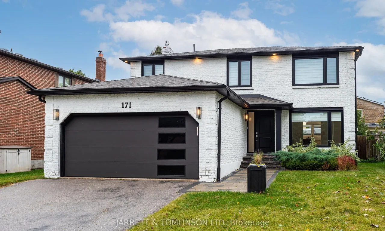 171 Walton Dr, Aurora, ON L4G 3S2