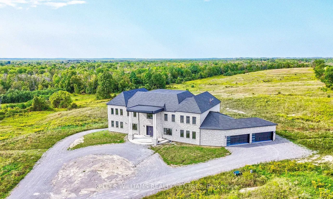 6196 Ravenshoe Rd, Georgina, ON L0E 1R0