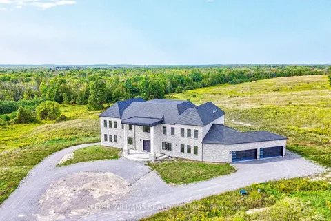 6196 Ravenshoe Rd, Georgina, ON L0E 1R0