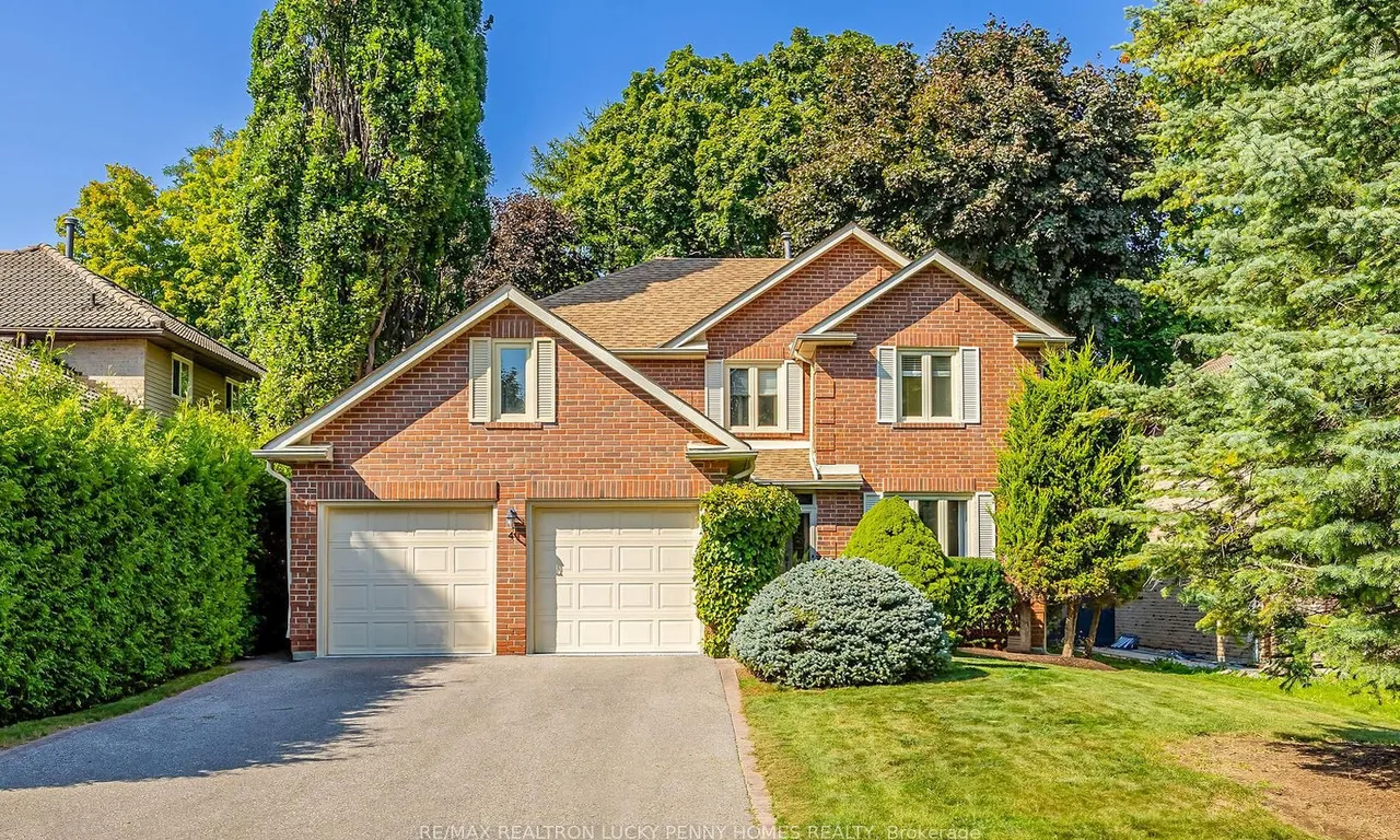 4 McPhail Crt, Markham, ON L3R 0C2
