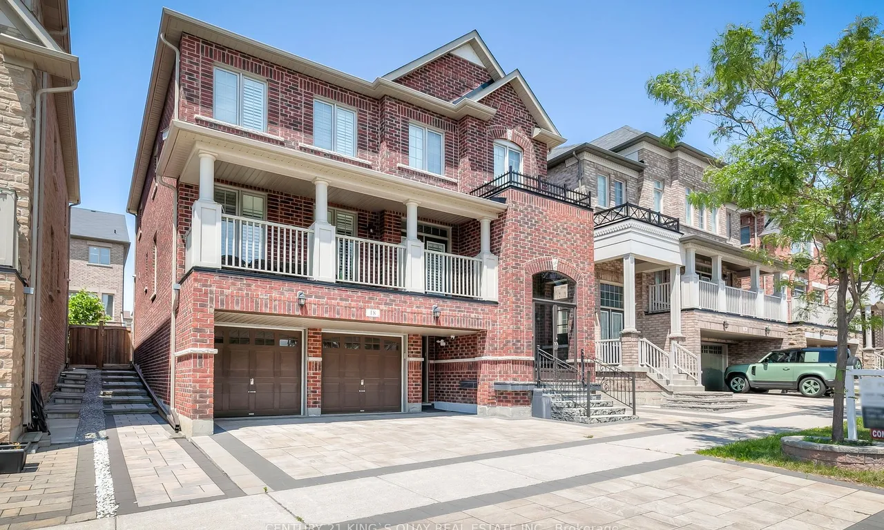 18 Manila Ave, Markham, ON L6C 0W1