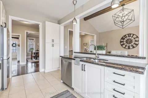 13 Forestgreen Dr, Uxbridge, ON L9P 0B8