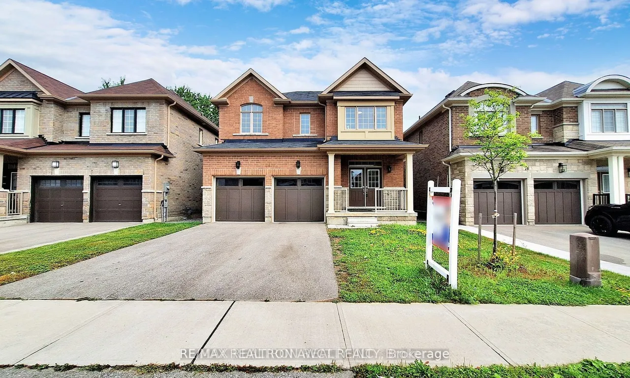 74 Robb Thompson Rd, East Gwillimbury, ON L0G 1M0