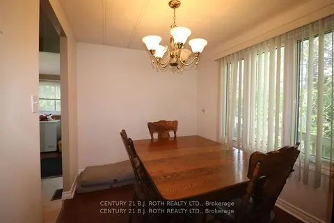 6 Yew Crt, Innisfil, ON L9S 1M9