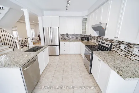 31 Asner Ave, Vaughan, ON L6A 0W6