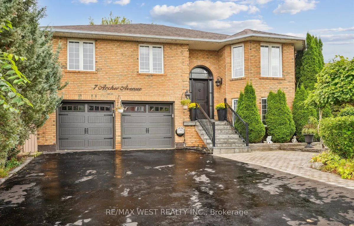 7 Archer Ave, Bradford West Gwillimbury, ON L3Z 2Y4