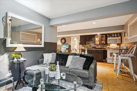 7 Archer Ave, Bradford West Gwillimbury, ON L3Z 2Y4