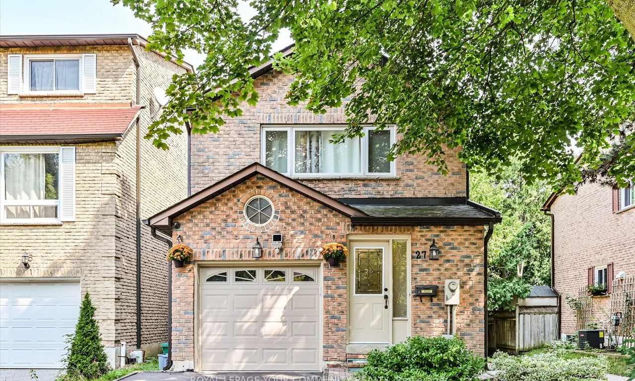 27 Cottonwood Crt, Markham, ON L3T 5W9