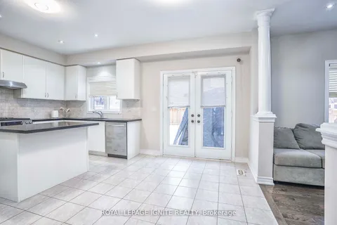 1382 Dallman St, Innisfil, ON L0L 1W0