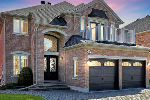127 Snively St, Richmond Hill, ON L4E 4N9