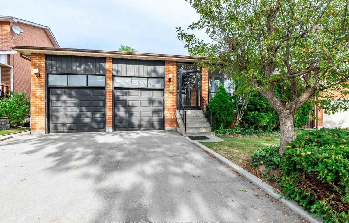 6 Cherry Hills Rd, Vaughan, ON L4K 1M4