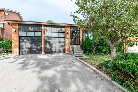6 Cherry Hills Rd, Vaughan, ON L4K 1M4