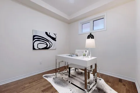 96 Thomas Phillips Dr, Aurora, ON L4G 0X5