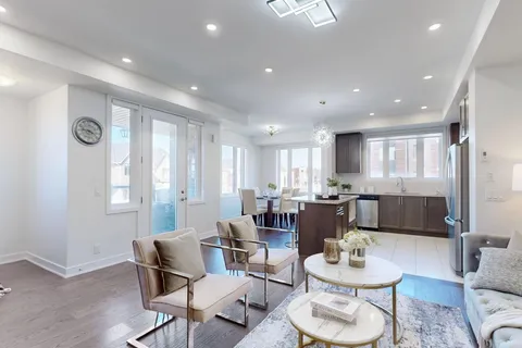 106 William Shearn Cres, Markham, ON L6C 1N6