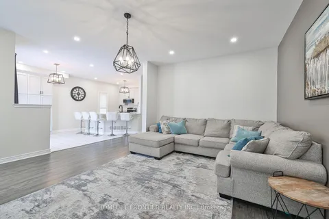 6 Raintree Cres, Richmond Hill, ON L4E 3T5