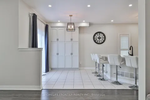 6 Raintree Cres, Richmond Hill, ON L4E 3T5