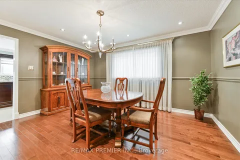 252 Triton Ave, Vaughan, ON L4L 6R1