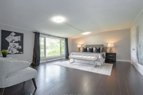 37 Morgans Rd, East Gwillimbury, ON L9N 0E7