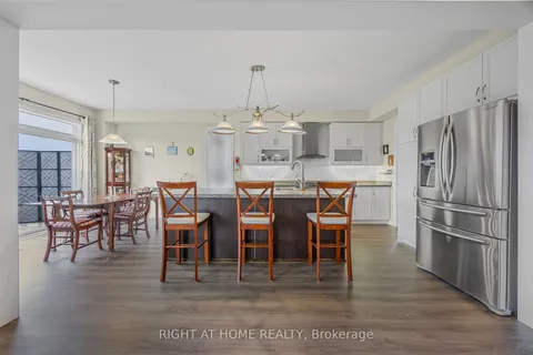 80 Mount Cres, Essa, ON L3W 0N2