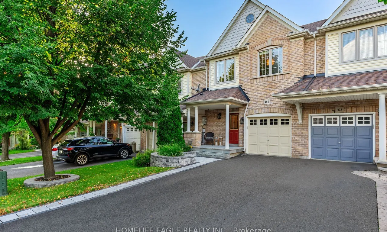 165 Hartford Cres, Newmarket, ON L3X 2Z4