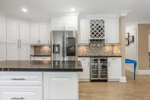 20 Ladyslipper Crt, Markham, ON L3T 2S7