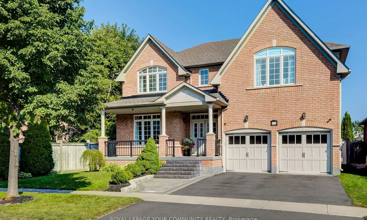17 Rosena Lane, Uxbridge, ON L9P 1X7