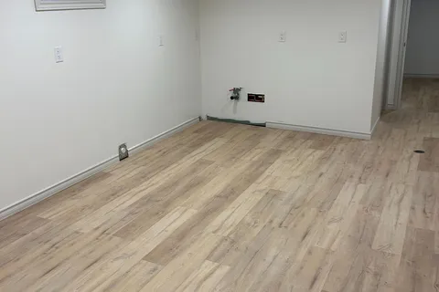 245 Alsace Rd, Richmond Hill, ON L4C 2W9