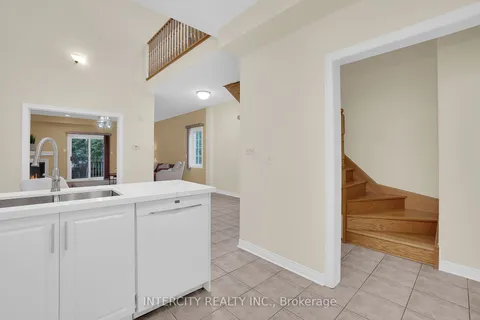 59 Hunt Ave, Richmond Hill, ON L4C 4H1