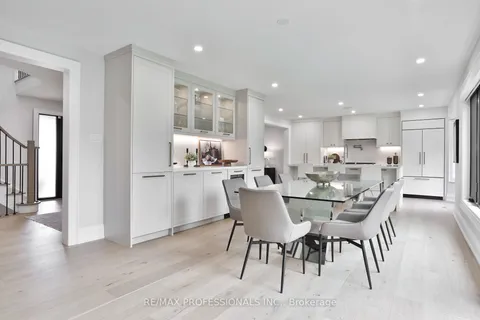 152 Charmaine Rd, Vaughan, ON L4L 1K2