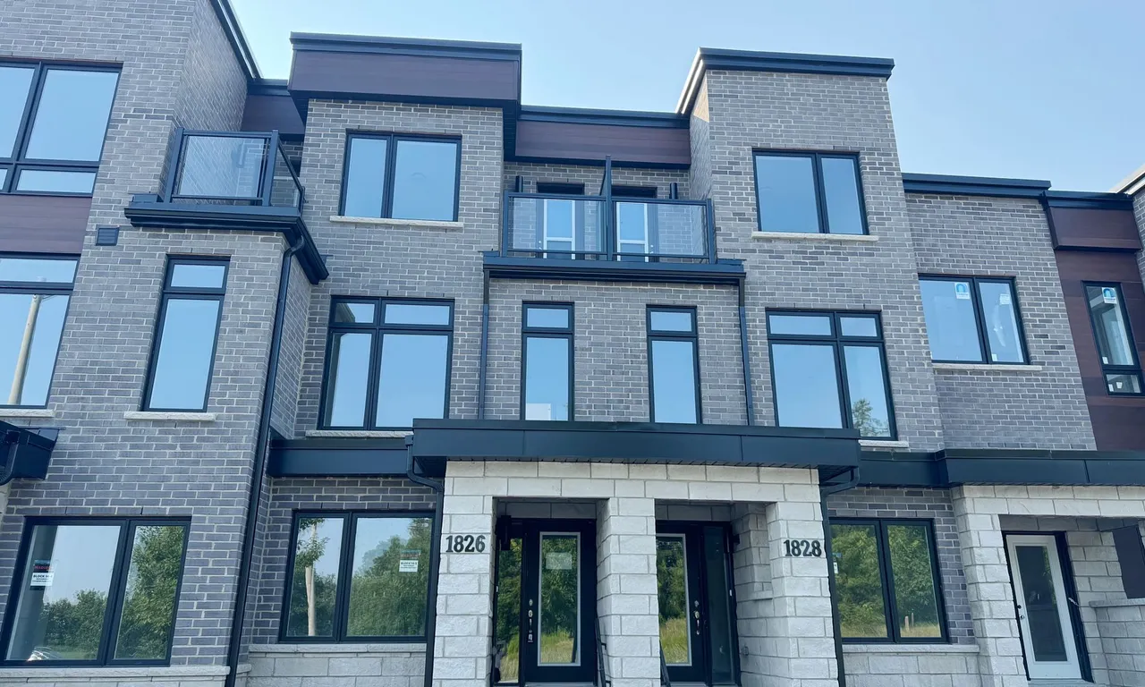 1826 Donald Cousens Pkwy, Markham, ON L6B 0V5