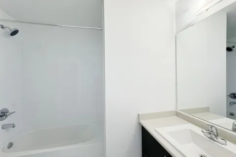 1826 Donald Cousens Pkwy, Markham, ON L6B 0V5