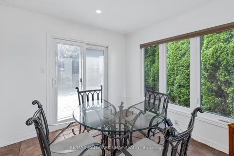 216 Colborne St, Bradford West Gwillimbury, ON L3Z 2R5