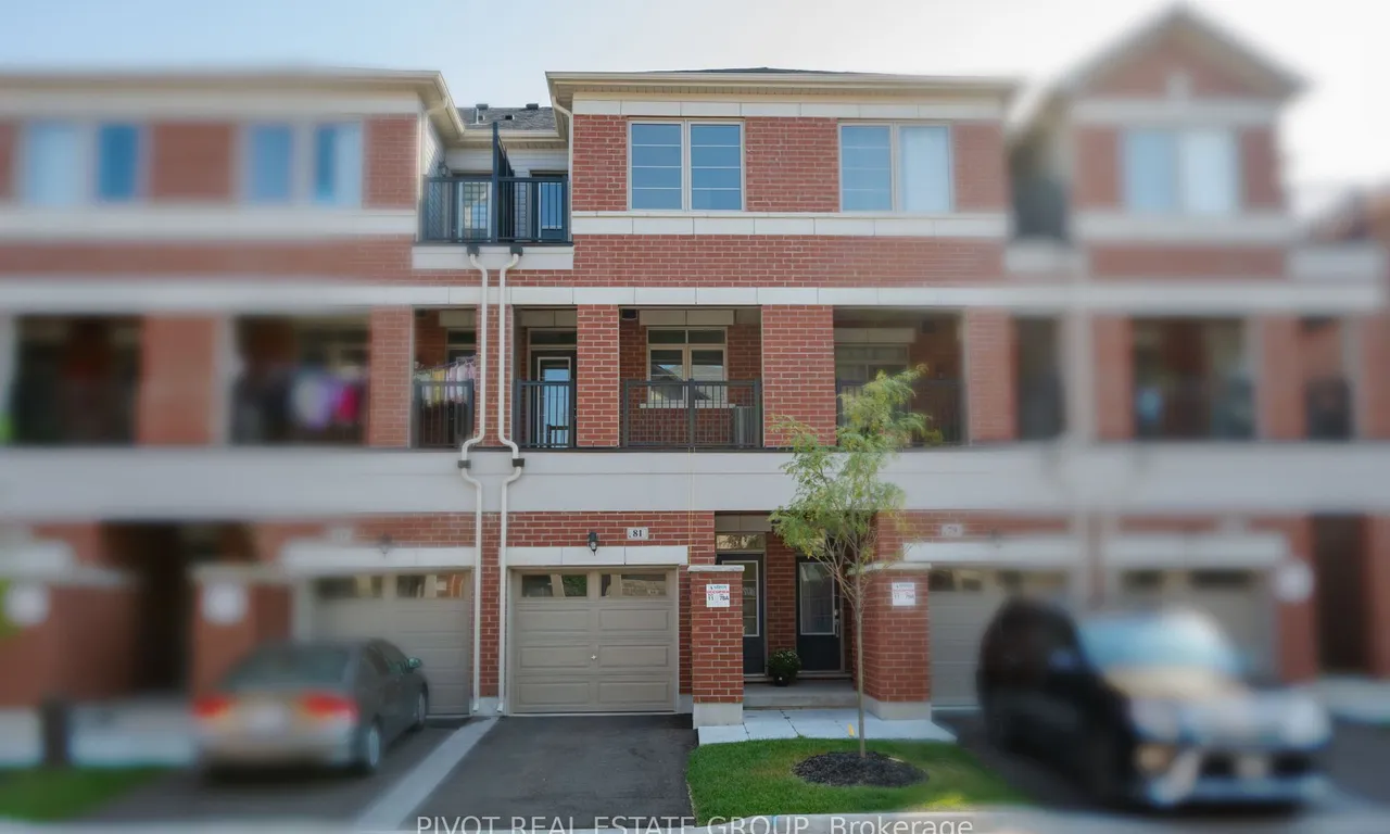 Att/Row/Twnhouse interior view at 81 Carneros Way Markham