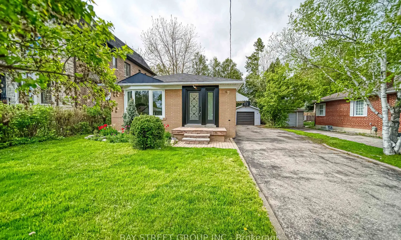 47 Rockport Cres, Richmond Hill, ON L4C 2L7
