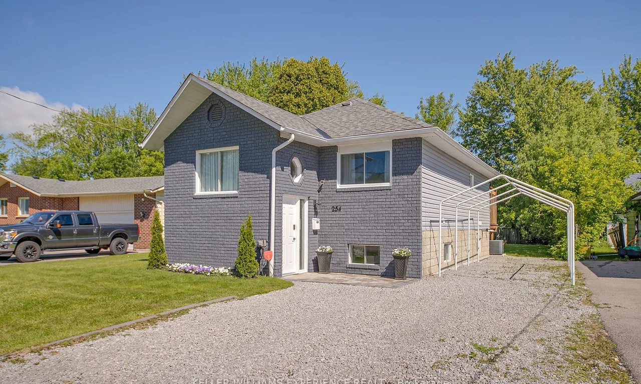 254 Parkway Ave, Georgina, ON L4P 2V9