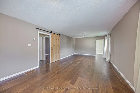 254 Parkway Ave, Georgina, ON L4P 2V9