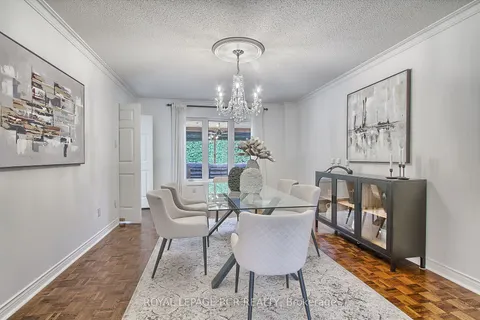 691 Gagnon Pl, Newmarket, ON L3X 1V8