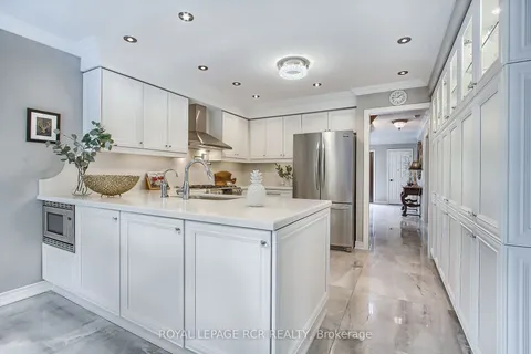 691 Gagnon Pl, Newmarket, ON L3X 1V8